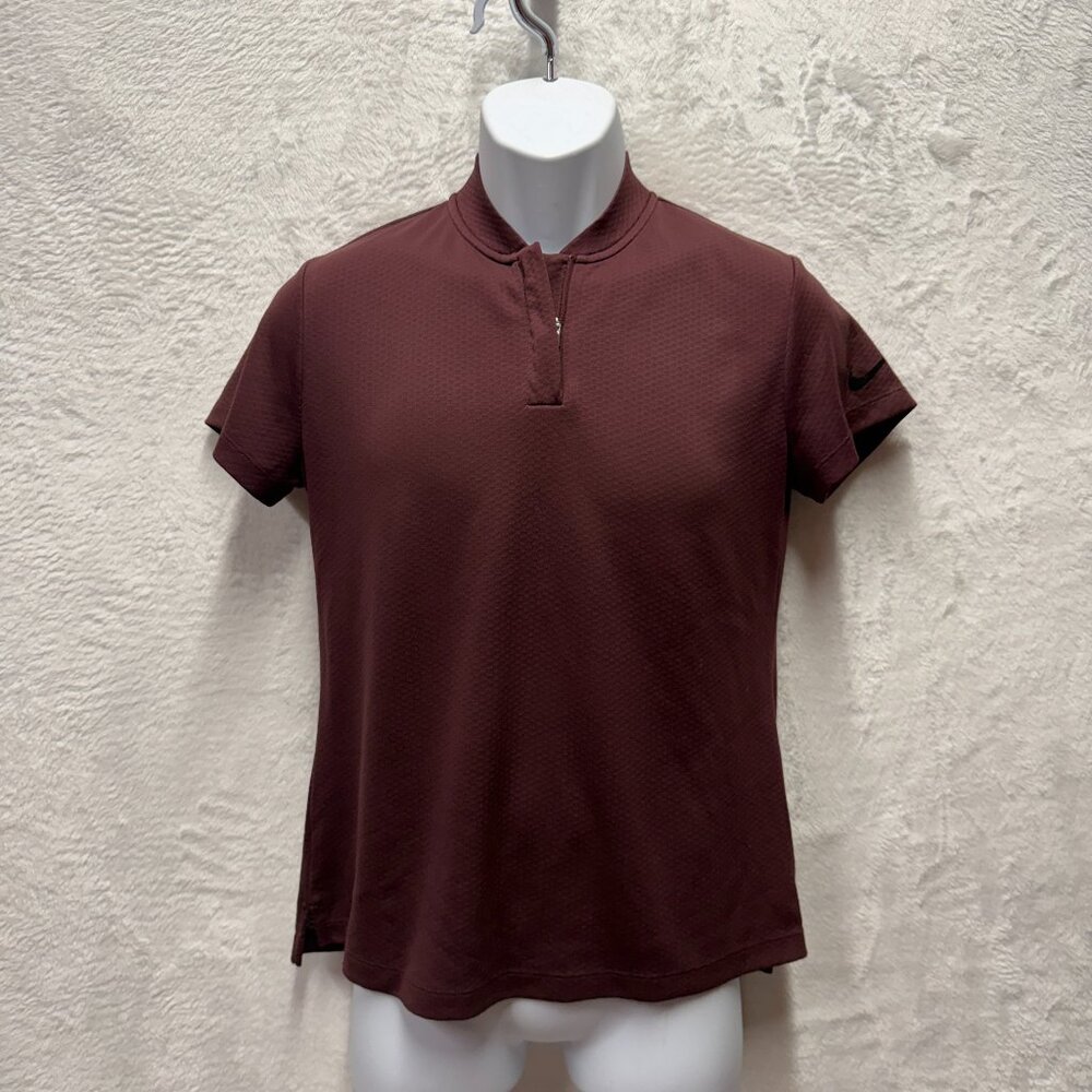 Nike Dri-Fit Golf Shirt Quarter Zip Mens Medium Burgundy Swoosh Performance Logo